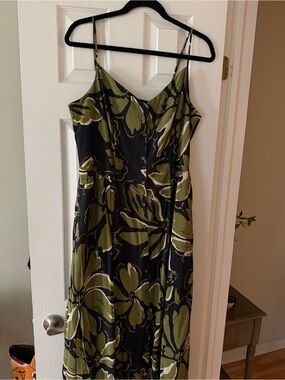 GAP Olive, Black & Cream Floral Button-Front Maxi Dress